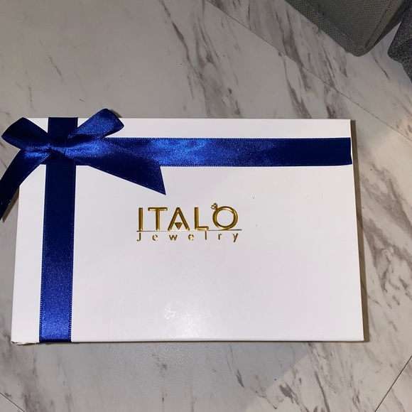 ITalo jewelry 2 wedding sets silver Cushion halo cut 5.86 carats and Round cut - Picture 3 of 12